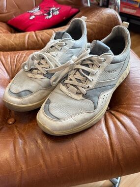 ECCO Yak Leather Spikeless Golf Shoes- Men’s US size 10 (44 EU)